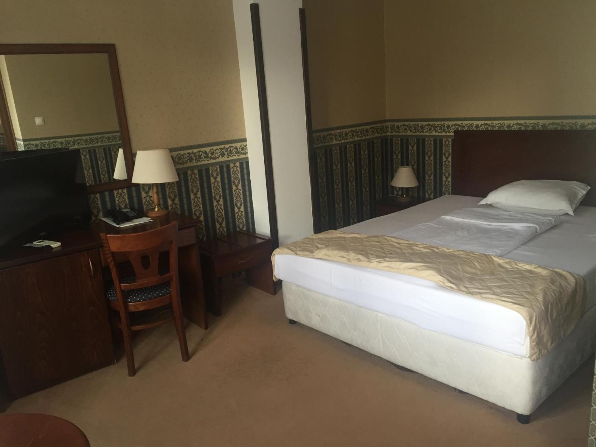 Chateau Montagne Hotel Troyan Troyan  Bagian luar foto