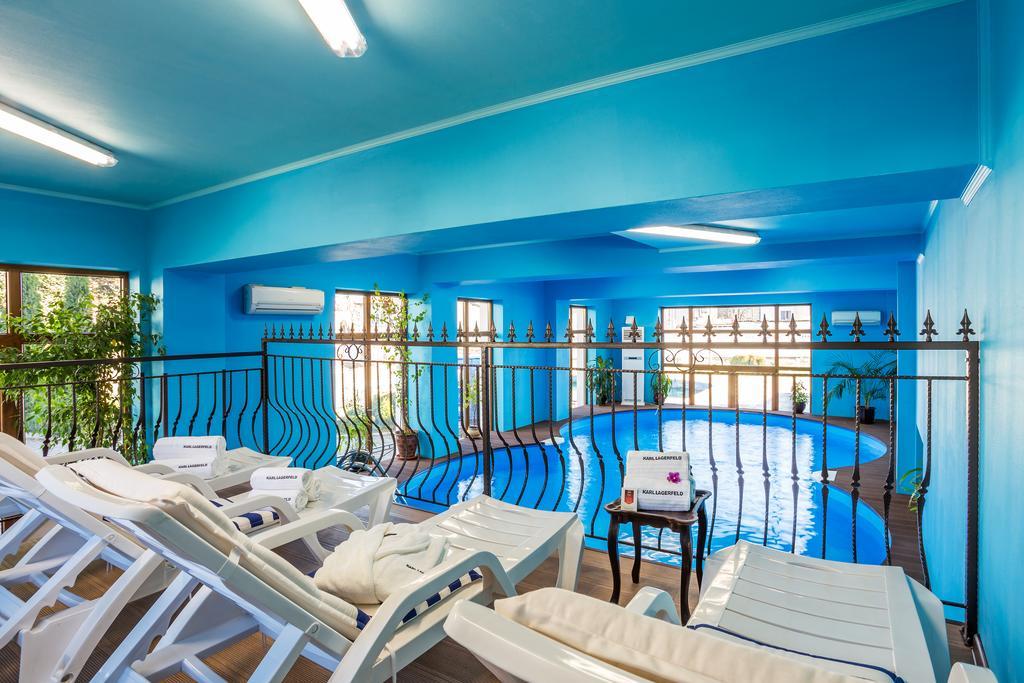 Chateau Montagne Hotel Troyan Troyan  Bagian luar foto