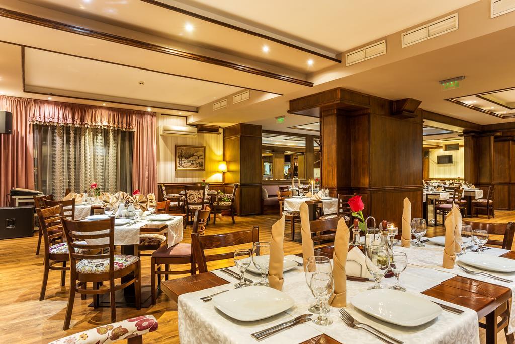 Chateau Montagne Hotel Troyan Troyan  Bagian luar foto