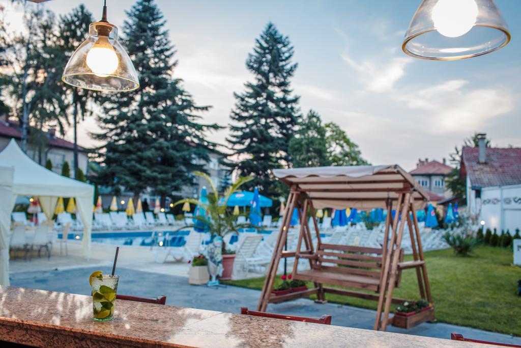 Chateau Montagne Hotel Troyan Troyan  Bagian luar foto